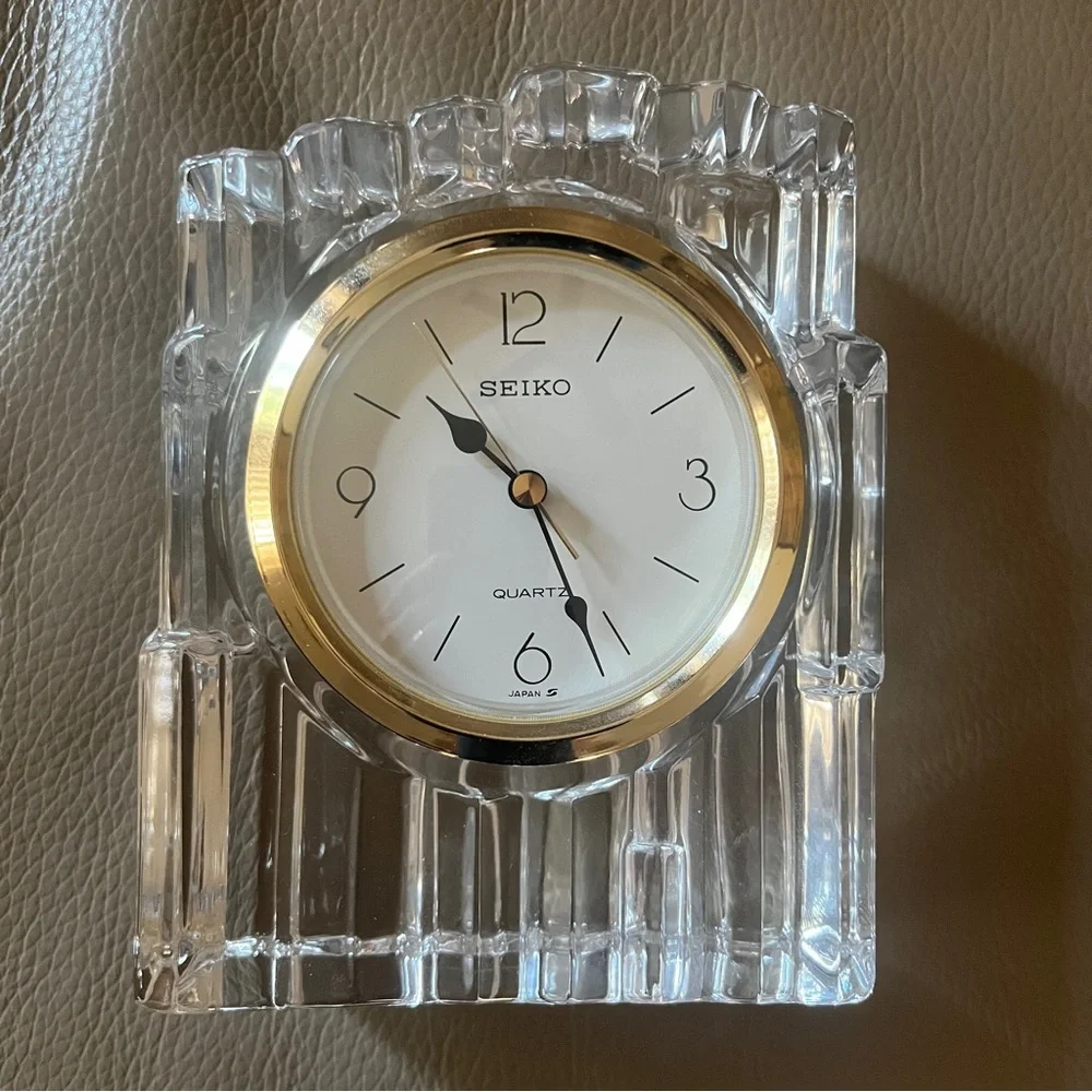 SEIKO CLOCK QUARTZ LEAD CRYSTAL JAPAN 5.75” clear cut desktop Battery Operated